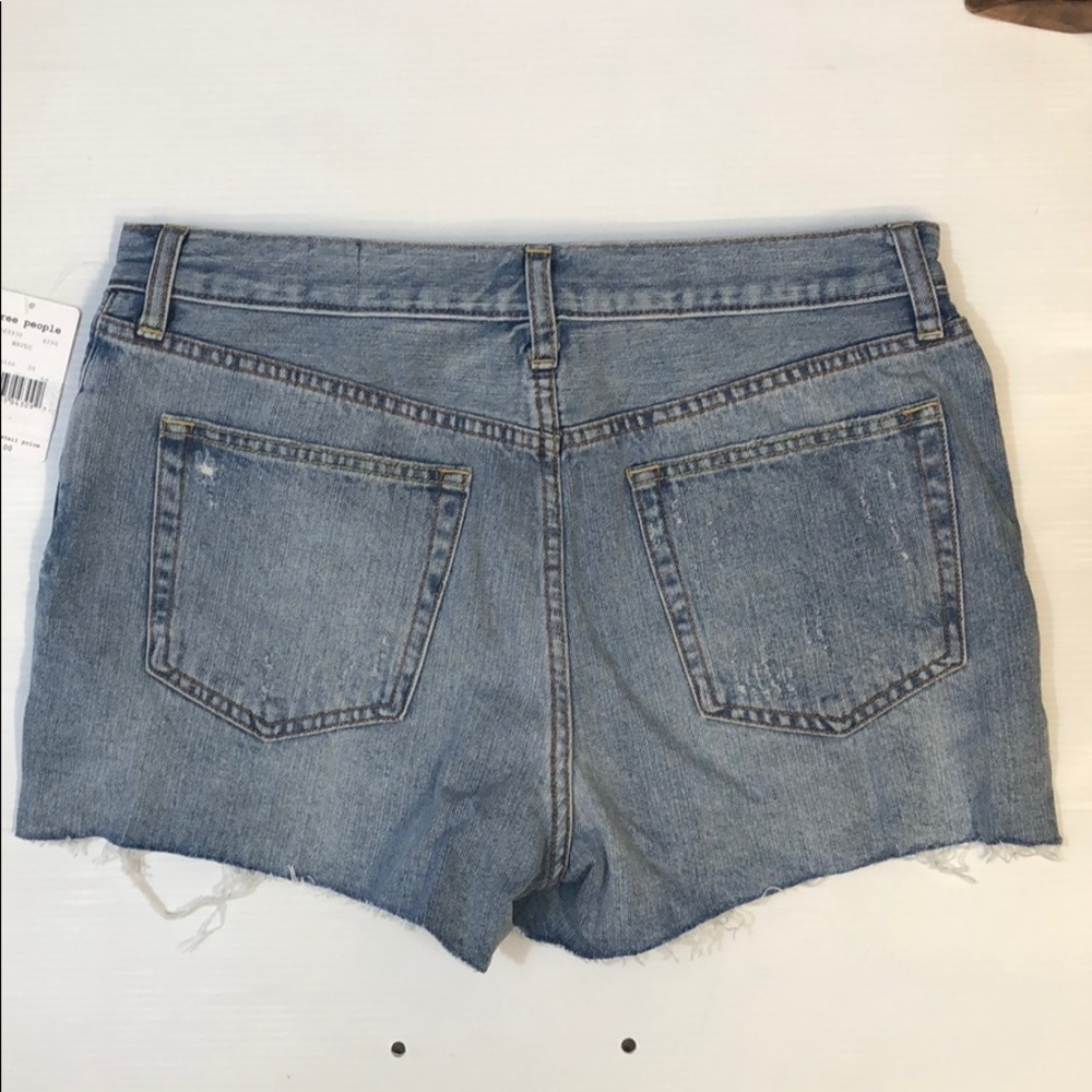 Free People Sofia Waves Denim Shorts size 30 - Picture 8 of 14